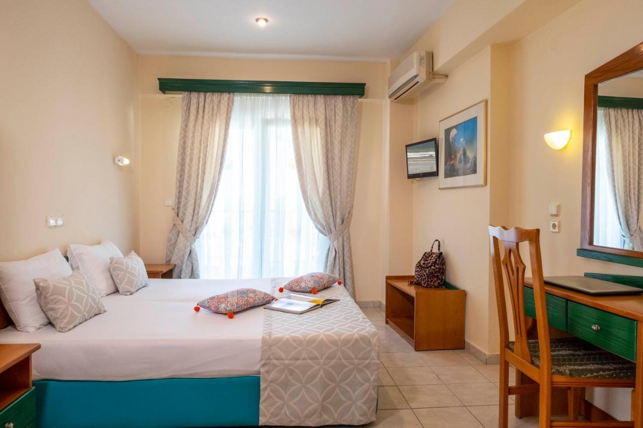 Aristides Hotel Fourka Luaran gambar