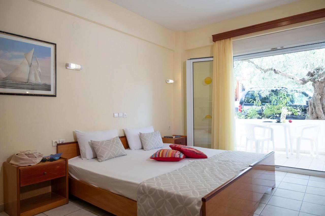 Aristides Hotel Fourka Luaran gambar