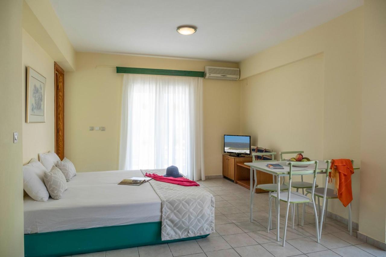 Aristides Hotel Fourka Luaran gambar