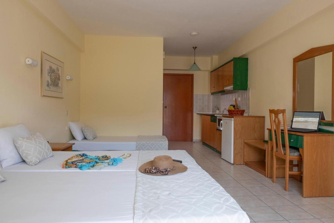 Aristides Hotel Fourka Luaran gambar