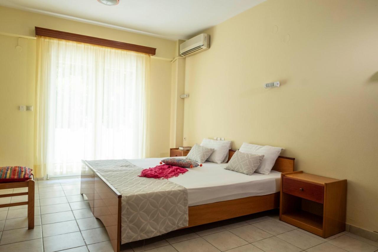 Aristides Hotel Fourka Luaran gambar