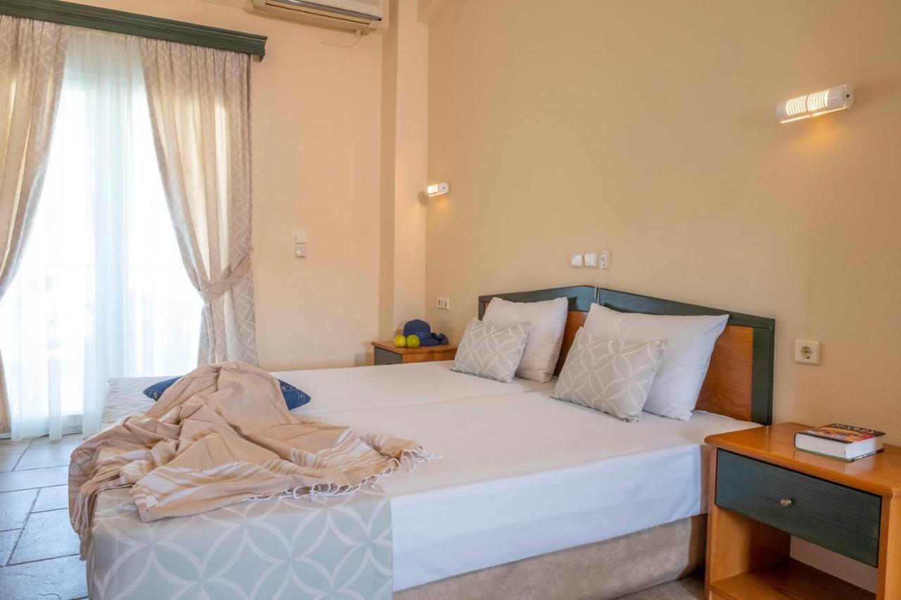 Aristides Hotel Fourka Luaran gambar